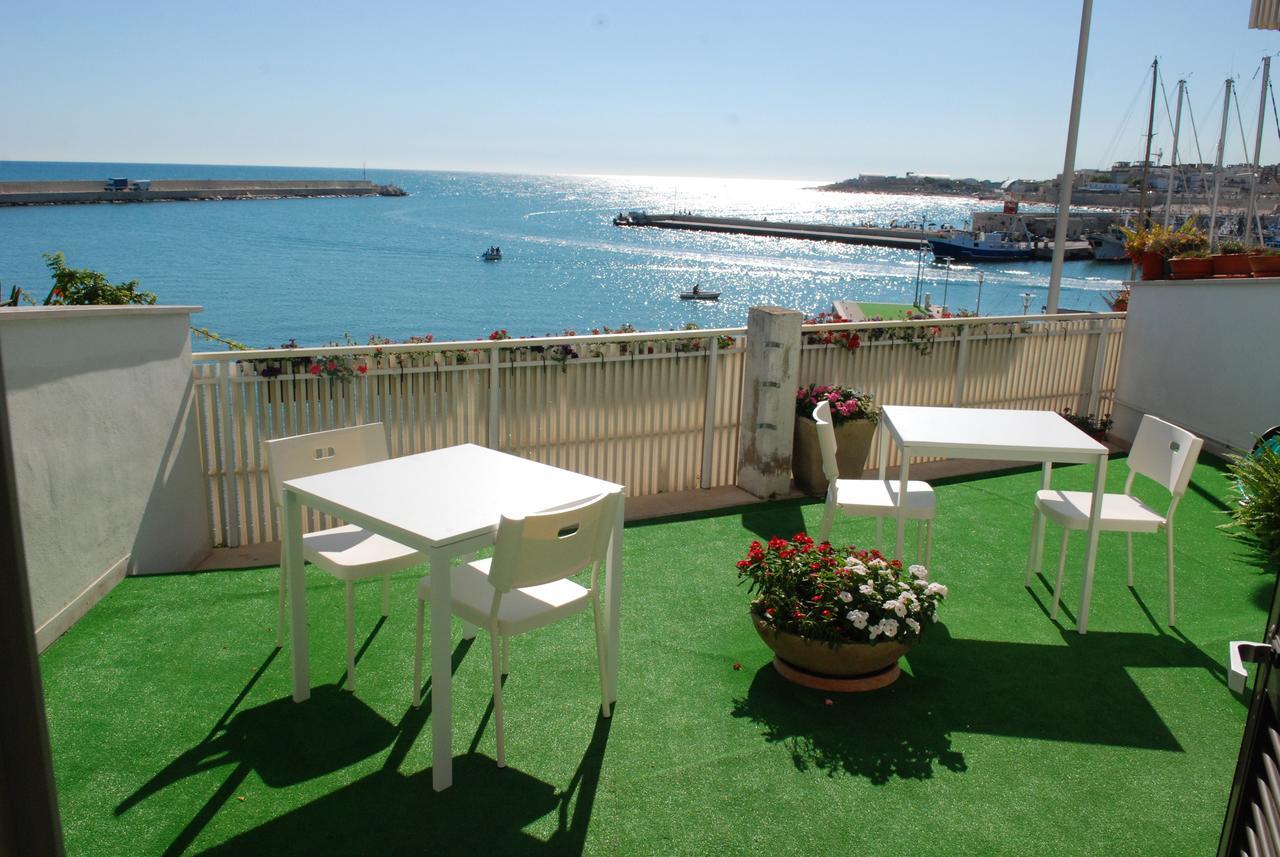 B&B La Baia Sea Rooms Bisceglie Kültér fotó