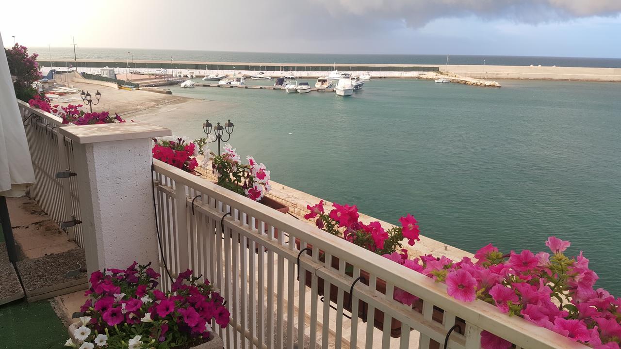 B&B La Baia Sea Rooms Bisceglie Kültér fotó